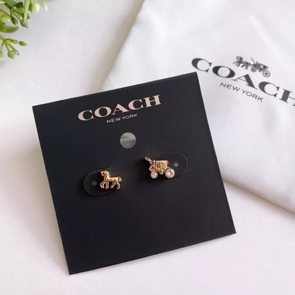 BNWT Coach Horse & Carriage Mismatched Stud Earrings